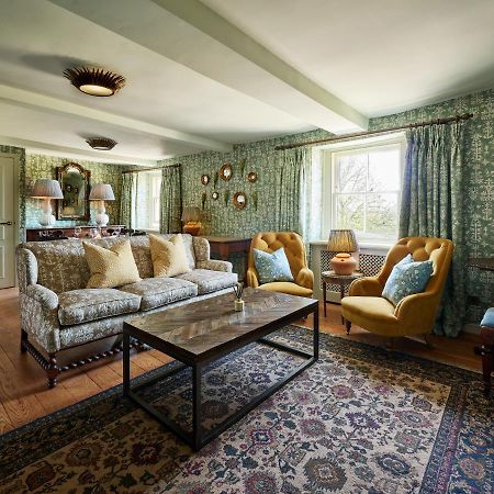 Townhouse Suites- Abbey Row Малмсбери Экстерьер фото